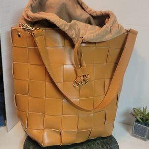 Roberta Rossi Cuoio Bucket Bag